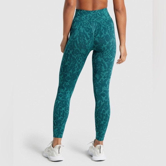 Gymshark Adapt Animal Butterfly Teal Seamless Leggings Size Medium - Picture 7 of 7